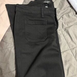 Judy Blue Women’s Black Straight Leg Jeans